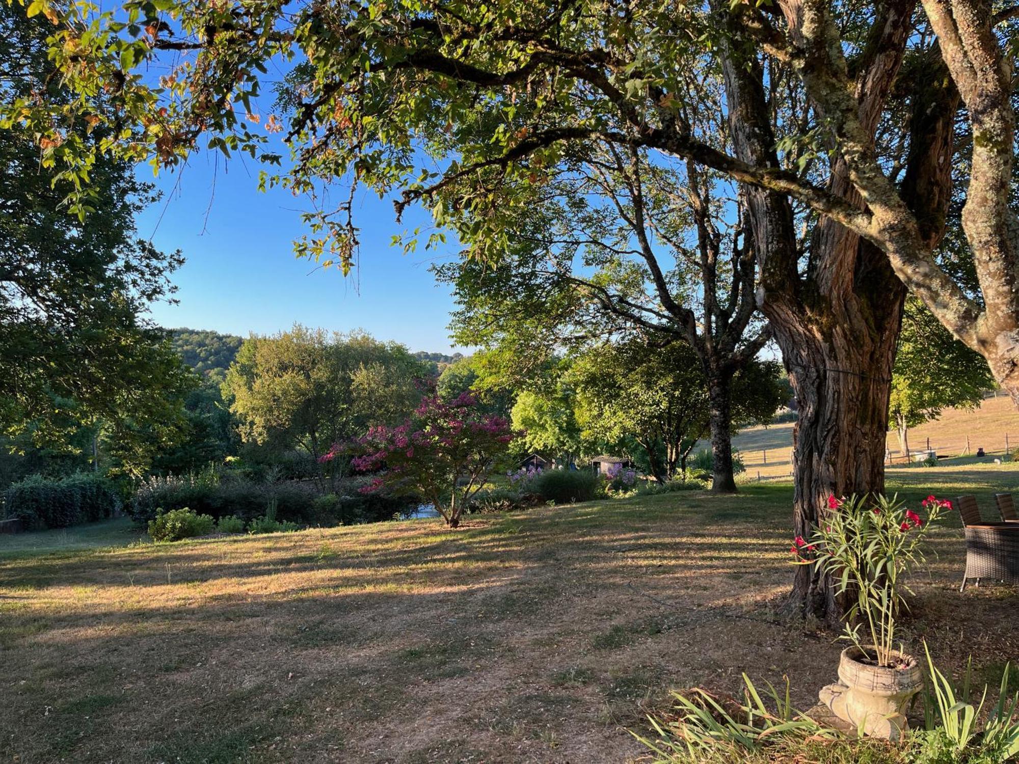 Roquebrune Saint-Alvere Bagian luar foto